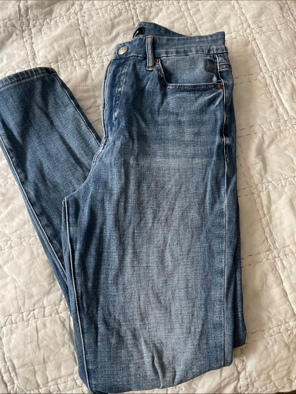 Express High-Rise Faded Blue Women's Jeans